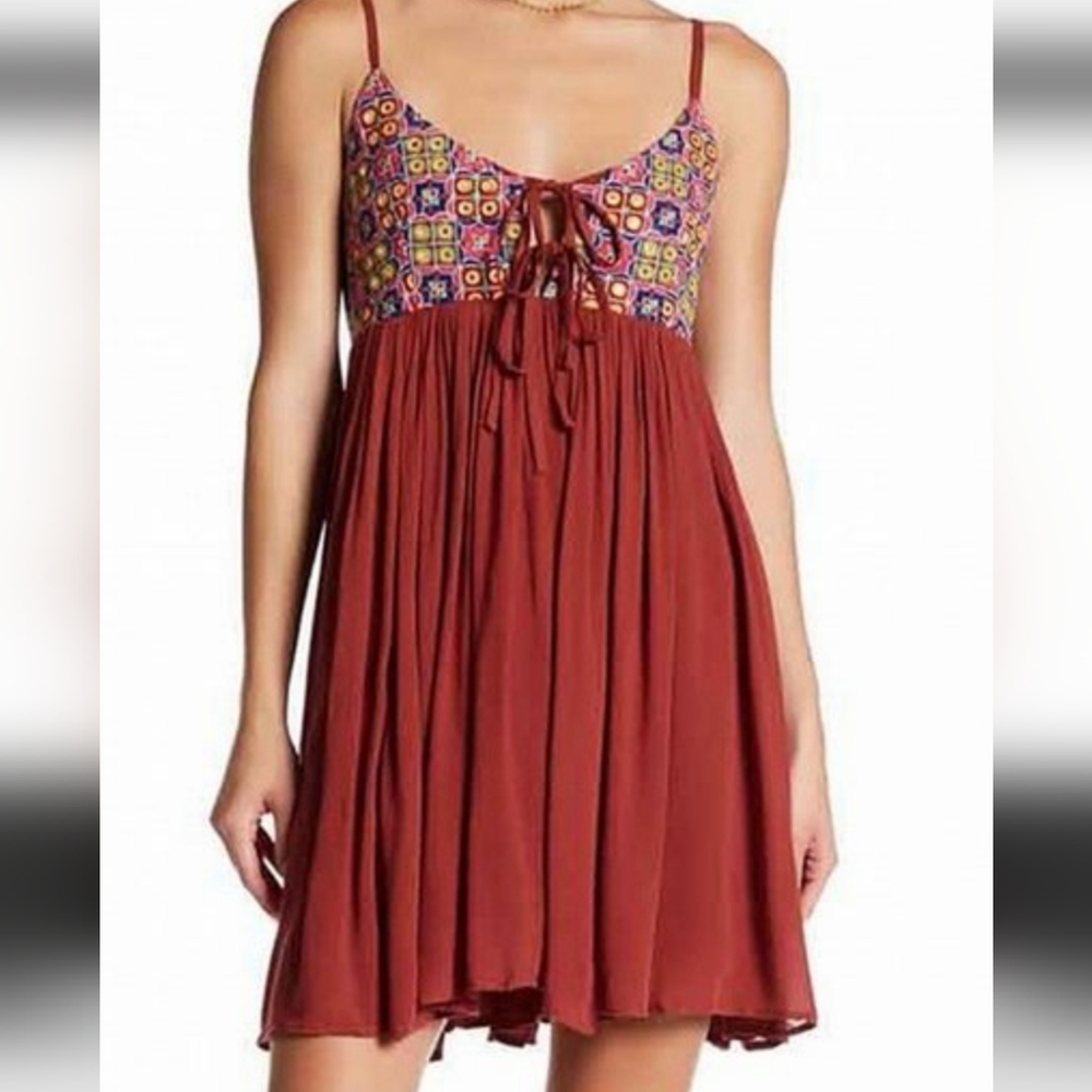 Romeo + Juliet Boho Patterned Sundress Size medium